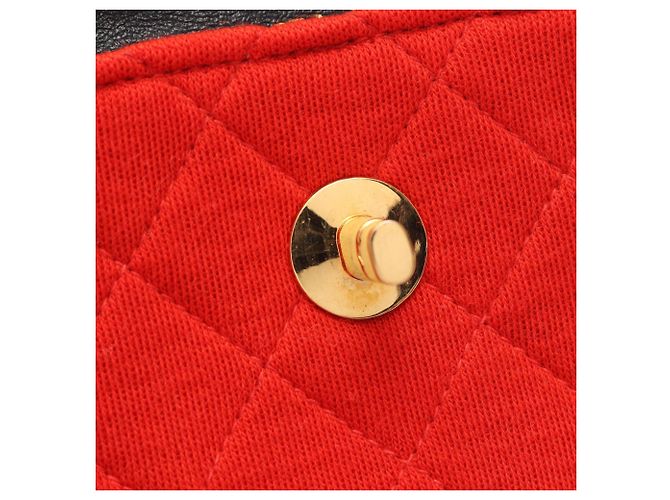 Borsa a Spalla Chanel Mini Matelassé Rosso - vista 11