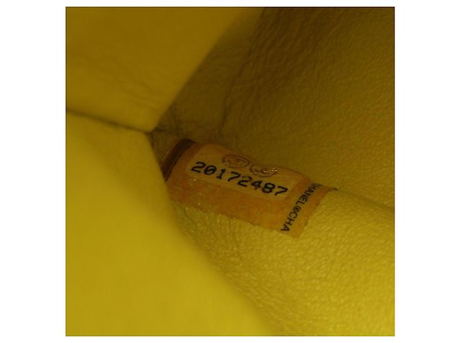 Borsa a tracolla Chanel Yellow Matelassé Double Flap Giallo - vista 5