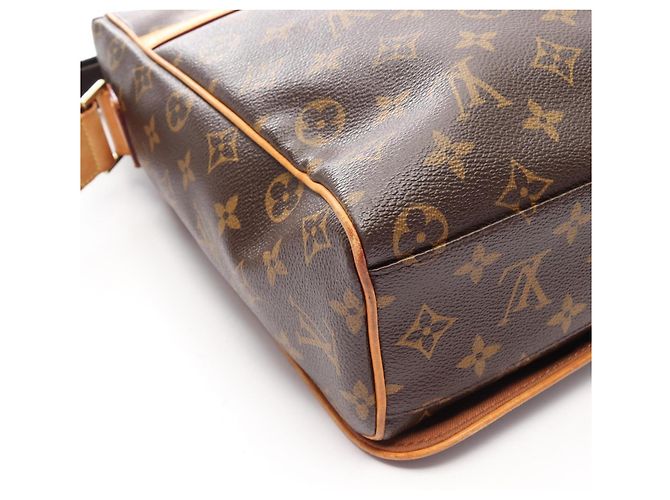 Bolsa de Ombro Louis Vuitton Abesses Marrom Monograma - vista 6