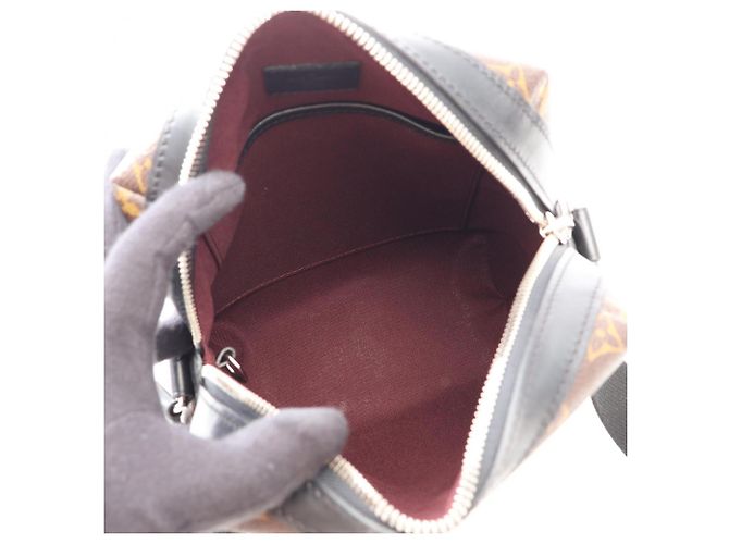 Borsa a tracolla Louis Vuitton Torres PM Monogram Macassar Marrone Nero Monogramma - vista 3