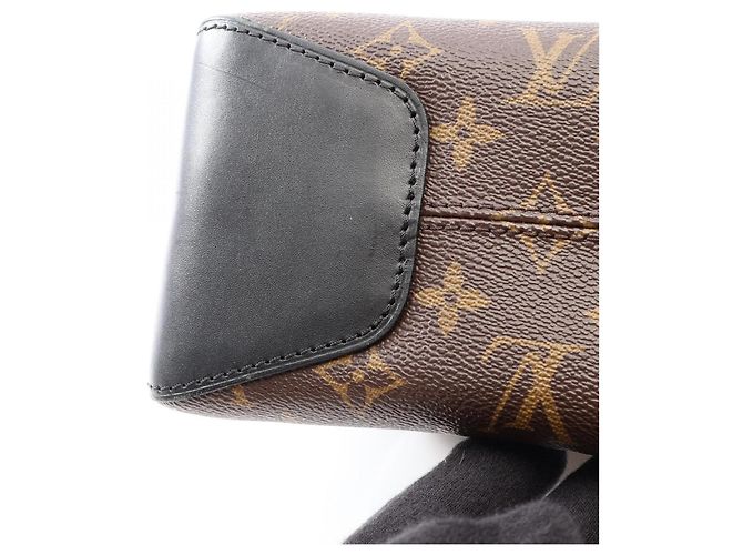 Borsa a tracolla Louis Vuitton Torres PM Monogram Macassar Marrone Nero Monogramma - vista 8