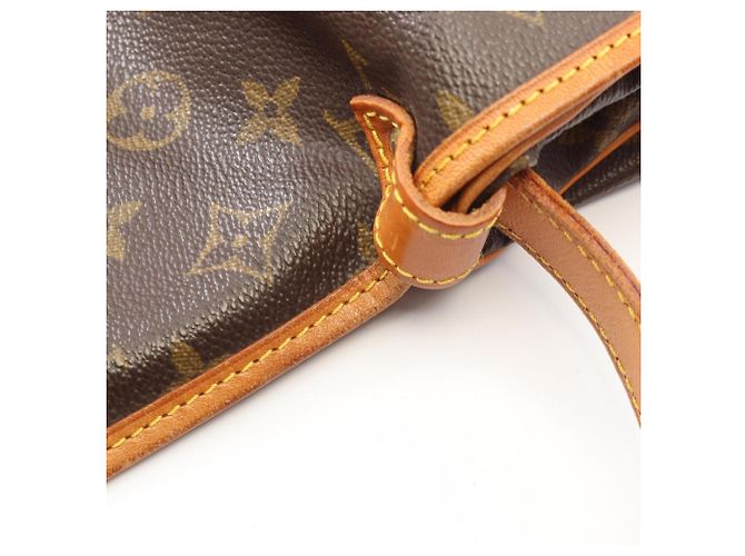 Borsa a Spalla Louis Vuitton Saumur 30 Marrone - vista 9