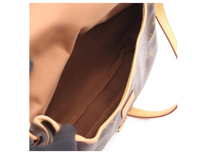 Borsa a Spalla Louis Vuitton Saumur 30 Monogram Marrone - vista 3