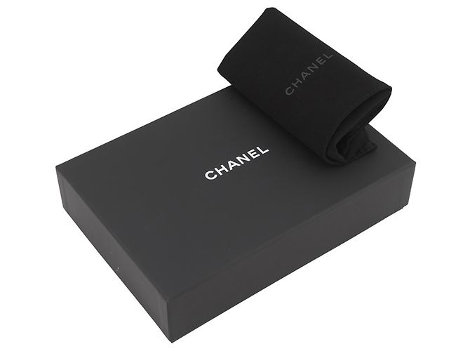Portafoglio con catena Chanel Matelassé nero - vista 14