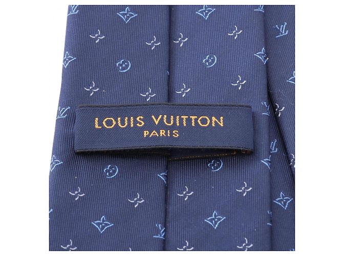 Cravatta Louis Vuitton Cravat Monogram 3D in seta Bianco Blu Blu navy - vista 4