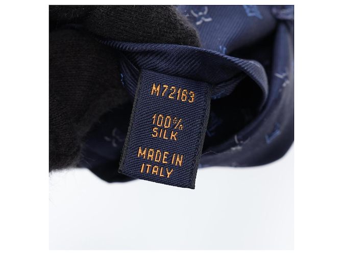 Cravatta Louis Vuitton Cravat Monogram 3D in seta Bianco Blu Blu navy - vista 5