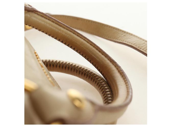Borsa Miu Miu in pelle 2 way Beige Oro Auth 186442SAM D'oro - vista 15