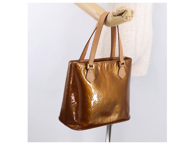 LOUIS VUITTON Bolso Monogram Vernis Houston Bronze M91122 LV Auth 188786A Bronce - vista 24