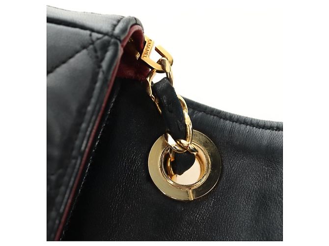 CHANEL Borsa a Spalla Chain Matelasse in Pelle di Agnello Nera e Oro CC Auth 187203SAV Nero D'oro - vista 22