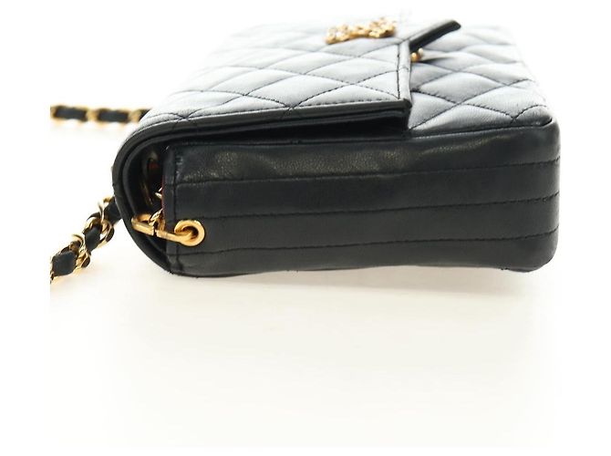 CHANEL Borsa a Spalla Chain Matelasse in Pelle di Agnello Nera e Oro CC Auth 187203SAV Nero D'oro - vista 3