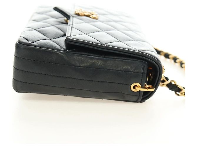 CHANEL Borsa a Spalla Chain Matelasse in Pelle di Agnello Nera e Oro CC Auth 187203SAV Nero D'oro - vista 4