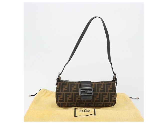 FENDI Zucca Canvas Mamma Baguette Shoulder Bag Black Silver Brown Auth 187689SAM Castaño Negro Plata - vista 12