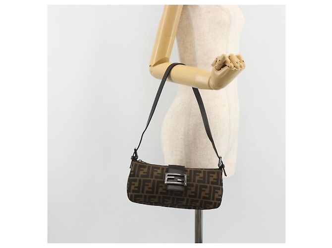 FENDI Zucca Canvas Mamma Baguette Shoulder Bag Black Silver Brown Auth 187689SAM Castaño Negro Plata - vista 27