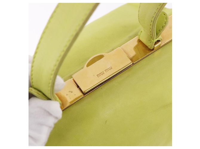 Pochette in Pelle Miu Miu Verde Oro Auth bs35699A D'oro - vista 17