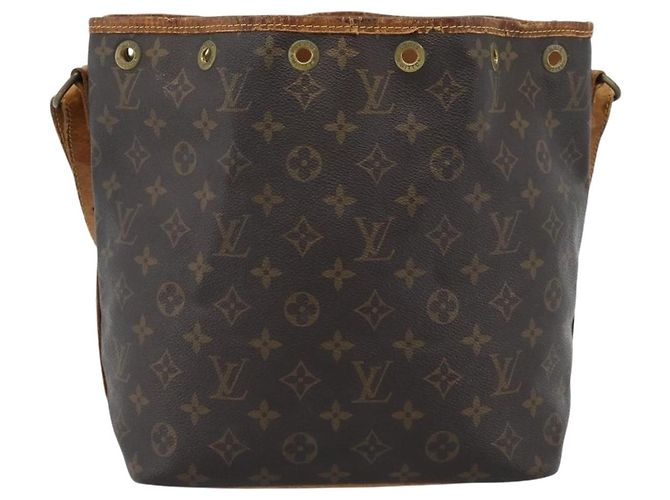 LOUIS VUITTON Monogram Petit Noe Shoulder Bag M42226 LV Auth 189218 - view 2
