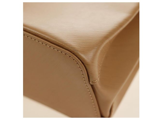 Borsa CARTIER in pelle beige oro Auth 185857M D'oro - vista 17