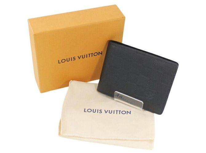 Louis Vuitton Bi-Fold Wallet in Damier Infini Black - view 11