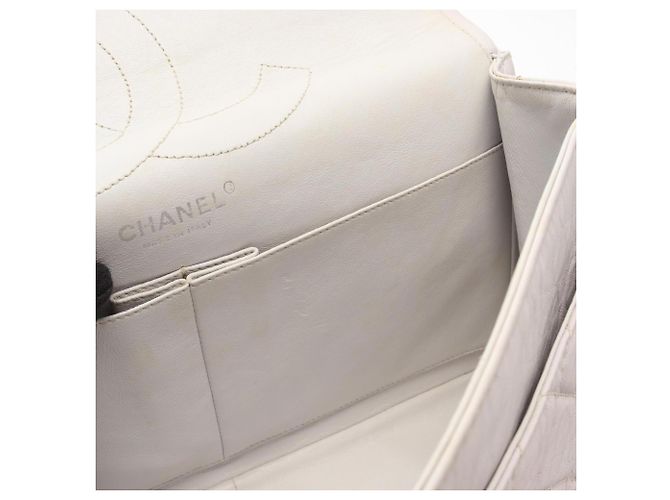 Borsa Chanel 2.55 Matelassé Maxi Mademoiselle Chain Double Flap Bianco - vista 10