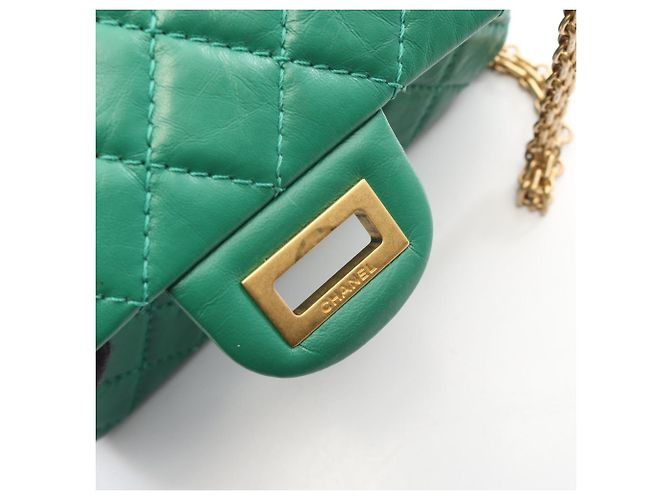 Borsa a tracolla Chanel 2.55 Mini Matelassé in pelle Verde - vista 10