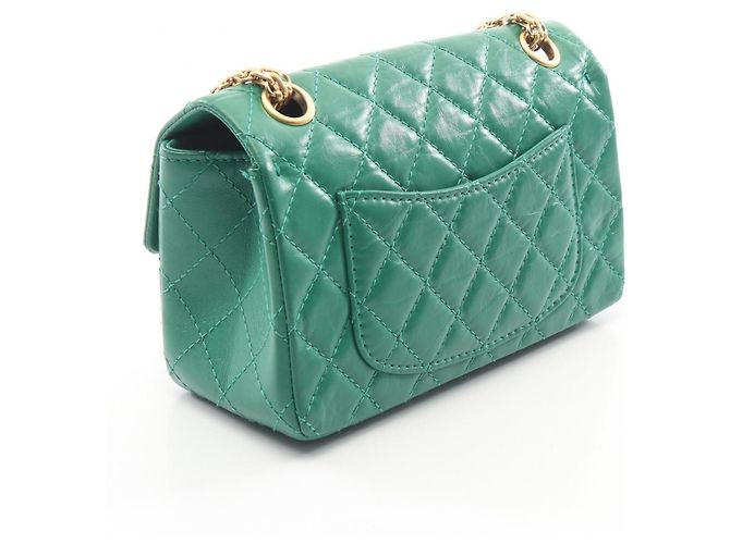 Borsa a tracolla Chanel 2.55 Mini Matelassé in pelle Verde - vista 2