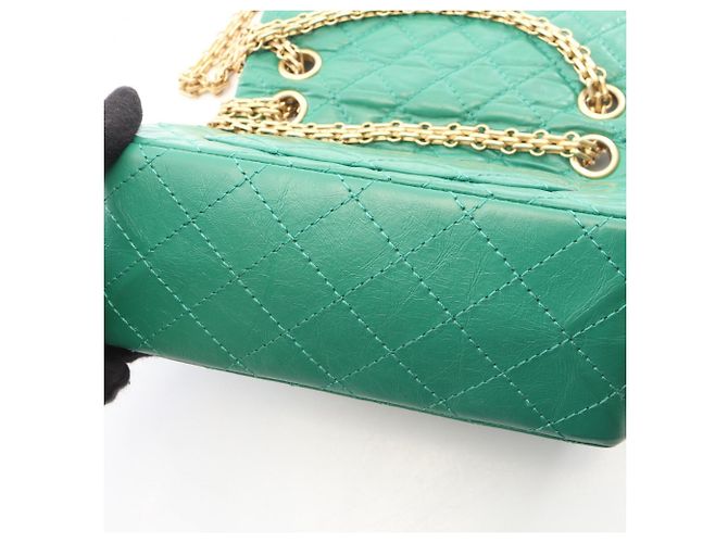 Borsa a tracolla Chanel 2.55 Mini Matelassé in pelle Verde - vista 9