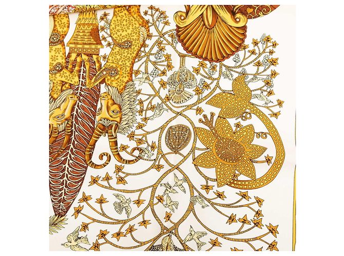 Hermès Hermes Carre 90 Les Legendes de L'Arbre Sciarpa in seta Multicolore Giallo - vista 6