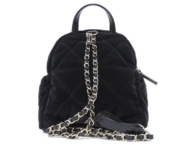 Zaino Chanel AS5679 in velluto nero e nylon - vista 2