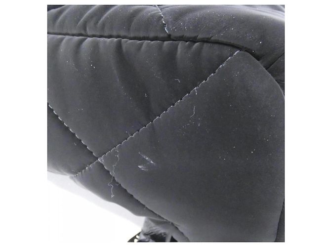 Zaino Chanel AS5679 in velluto nero e nylon - vista 3