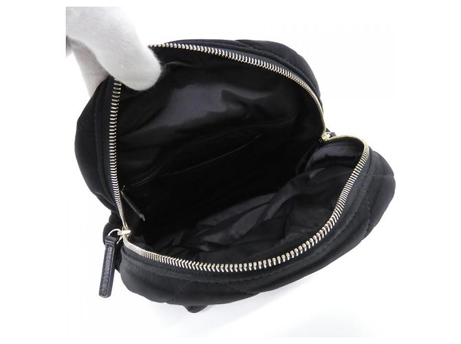 Zaino Chanel AS5679 in velluto nero e nylon - vista 8