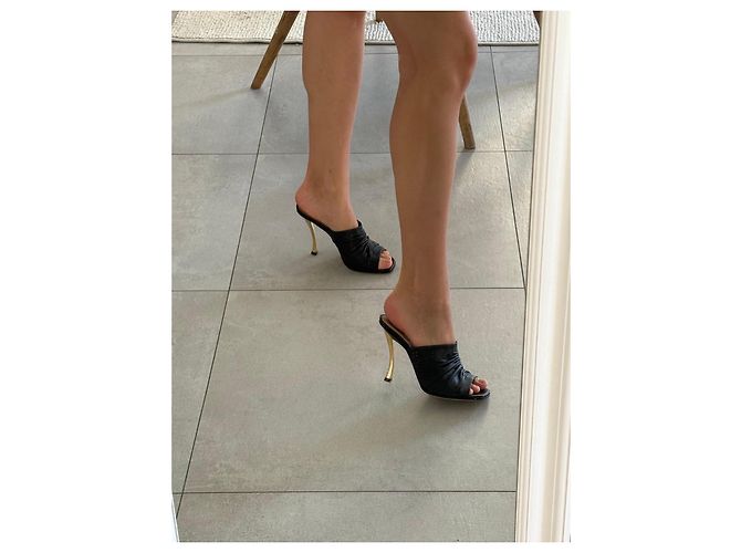 Christian Dior Mule-Heels aus schwarzem gerafftem Leder - Ansicht 7