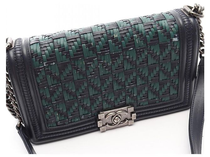 Borsa a tracolla Chanel Boy in pelle intrecciata Verde Blu navy - vista 14