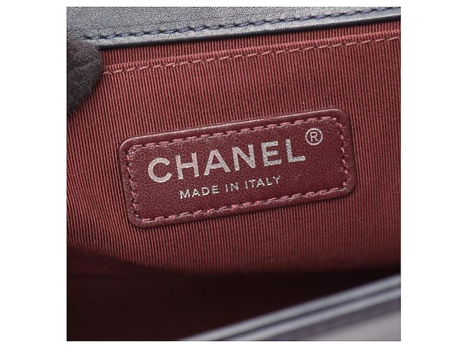 Borsa a tracolla Chanel Boy in pelle intrecciata Verde Blu navy - vista 4