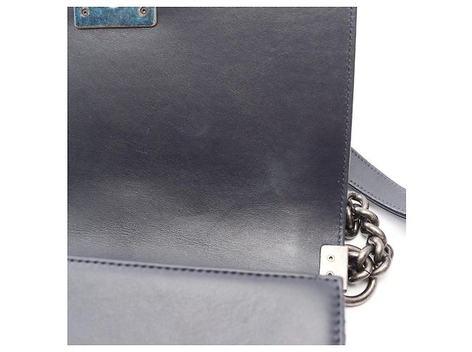 Borsa a tracolla Chanel Boy in pelle intrecciata Verde Blu navy - vista 6