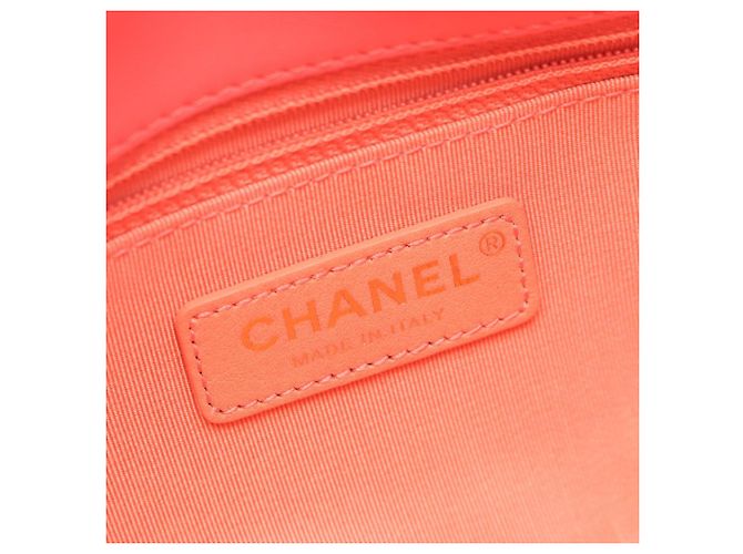 Borsa a tracolla Chanel Matelassé in agnello rosa - vista 4