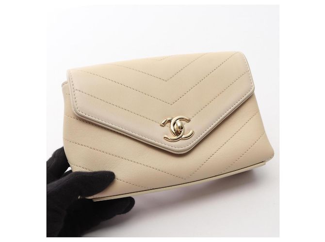 Mini borsa a tracolla Chanel Chevron V-Stitch Crudo - vista 7