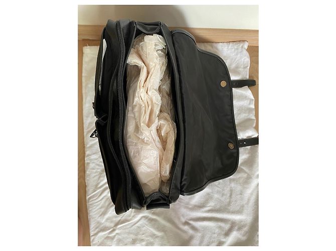 Saffiano Sacca da viaggio Prada V50 Nylon Nero con Tracolla - vista 11
