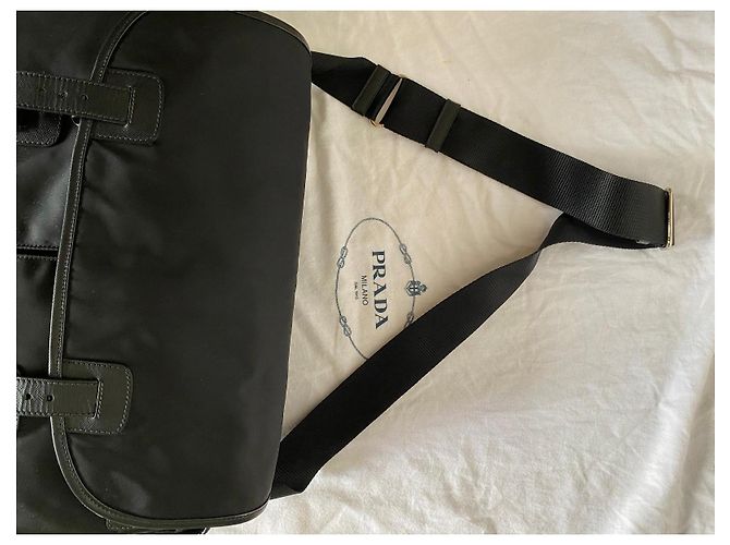 Saffiano Sacca da viaggio Prada V50 Nylon Nero con Tracolla - vista 15