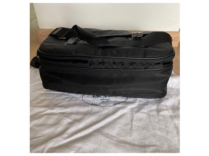 Saffiano Sacca da viaggio Prada V50 Nylon Nero con Tracolla - vista 18