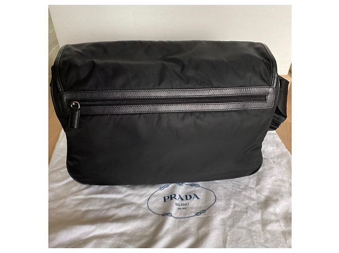Saffiano Sacca da viaggio Prada V50 Nylon Nero con Tracolla - vista 4