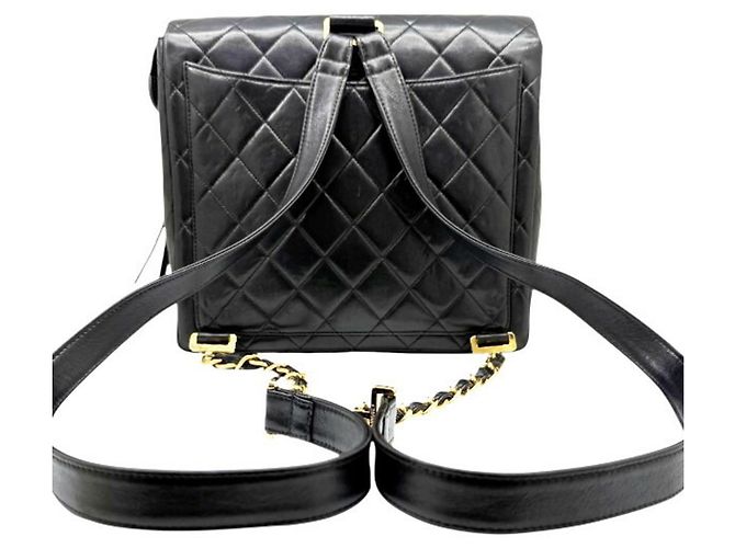Chanel Matelassé Square Rucksack Schwarz - Ansicht 11