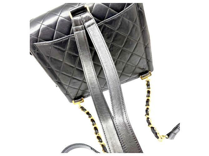 Chanel Matelassé Square Rucksack Schwarz - Ansicht 12