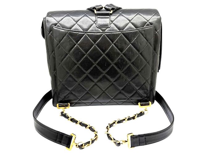 Chanel Matelassé Square Rucksack Schwarz - Ansicht 2