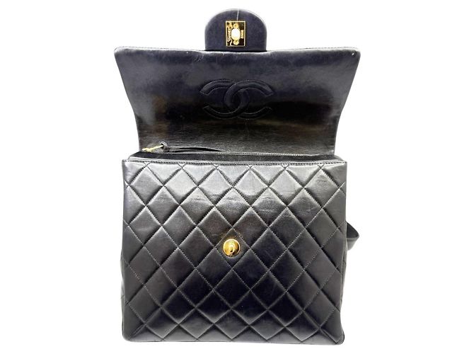 Chanel Matelassé Square Rucksack Schwarz - Ansicht 5