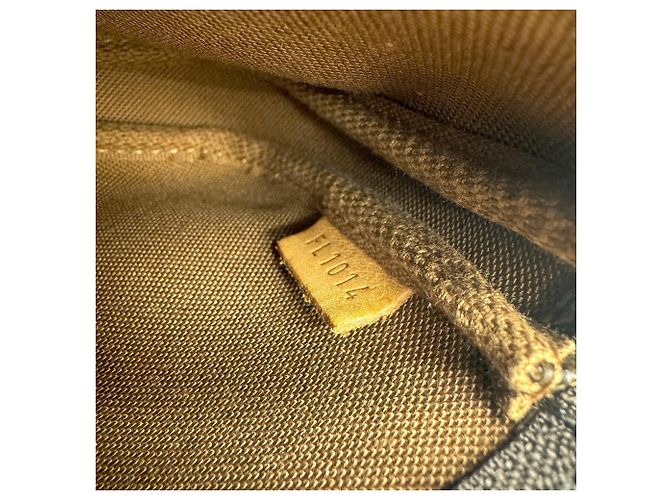 Louis Vuitton Mini Pochette Accessoires Marrone - vista 10
