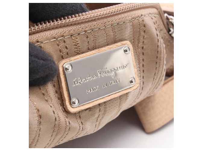 Borsa a tracolla Salvatore Ferragamo Gancini Rosa - vista 4