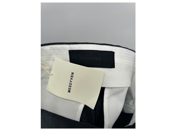Autre Marque Pantalón negro con bolsillo - vista 3