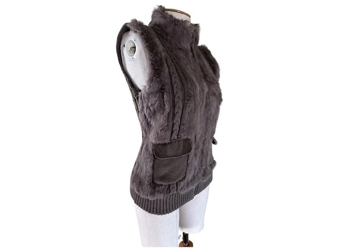 Oakwood Strickweste mit grauem Kaninchenfell - Ansicht 2