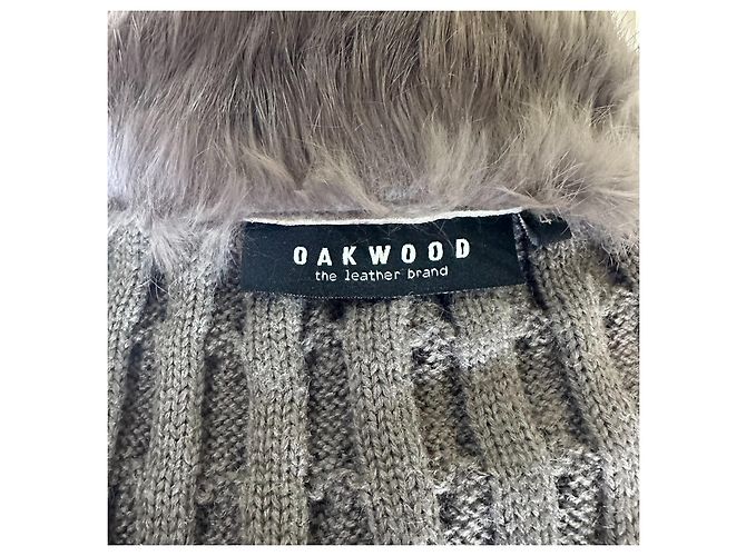 Oakwood Strickweste mit grauem Kaninchenfell - Ansicht 5