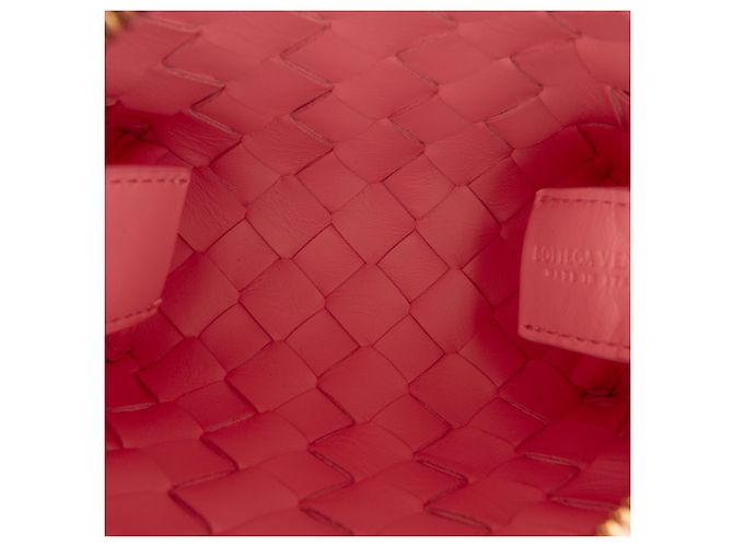 Borsa Camera Loop in agnello Intrecciato rosa Candy Bottega Veneta - vista 4