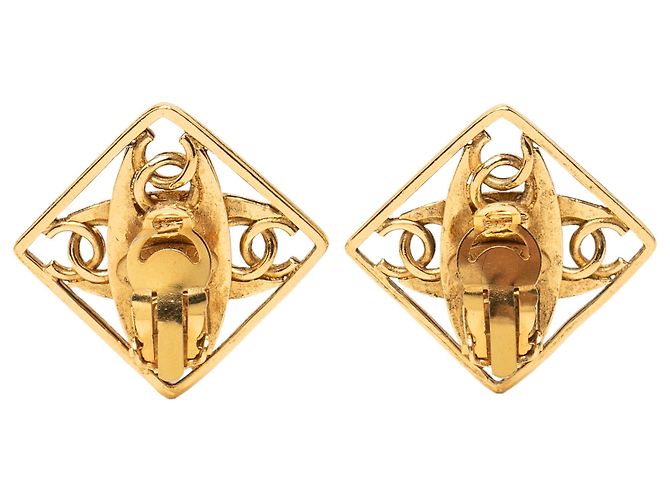 Orecchini a clip Chanel Gold CC placcati oro perle finte a forma di diamante D'oro - vista 2
